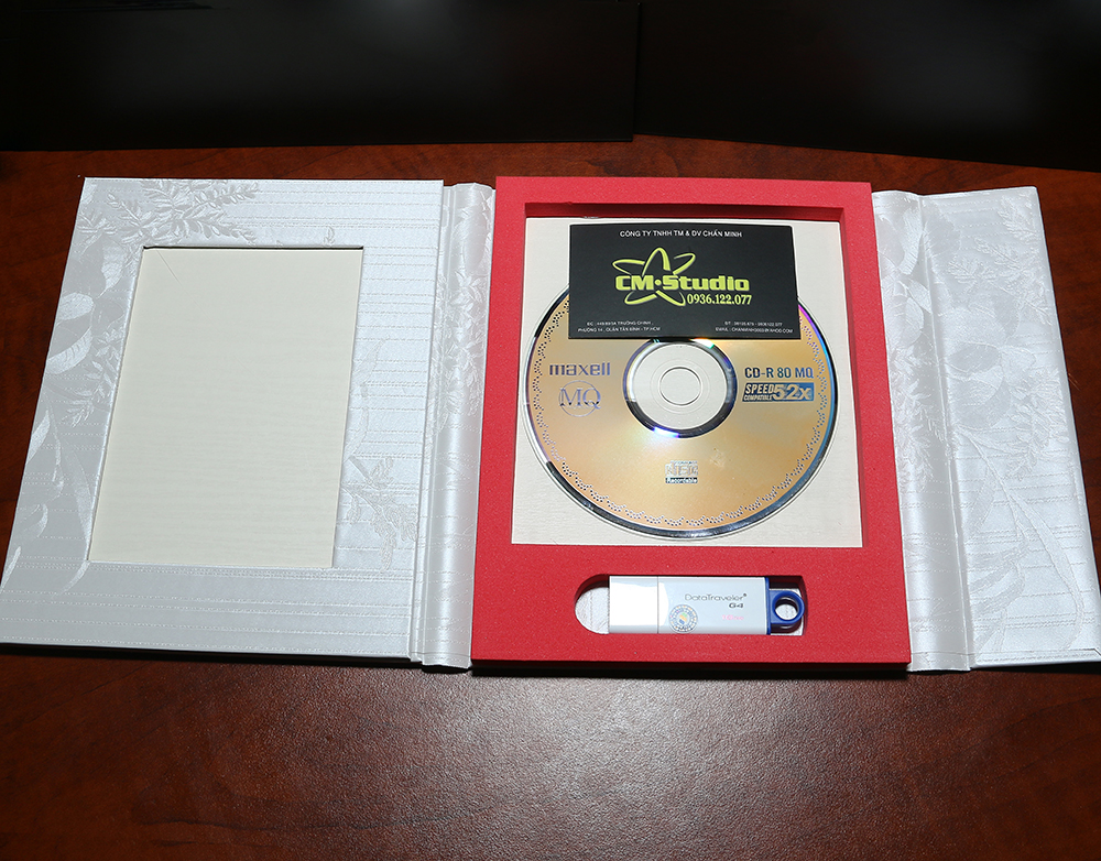 Đĩa DVD phim lễ tang tại Chấn Minh